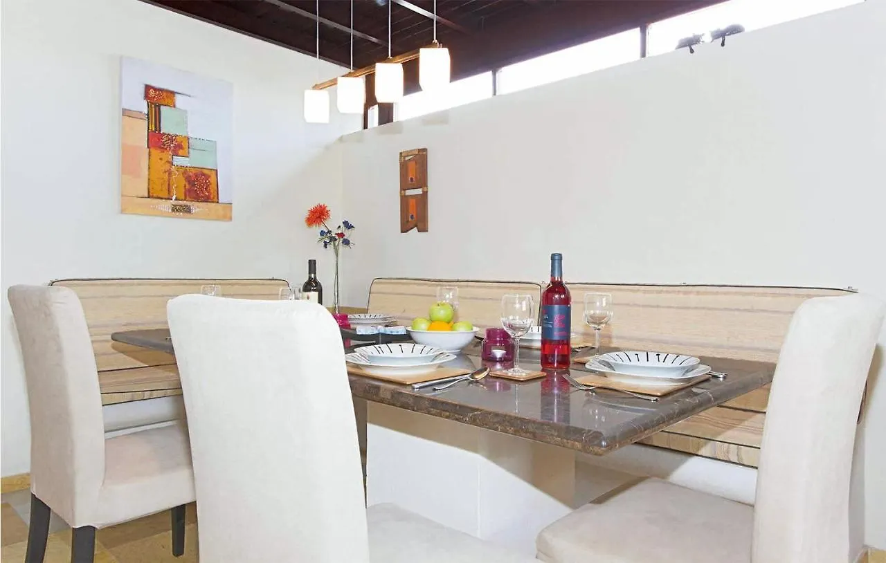 Casa Del Loro Villa Playa Blanca